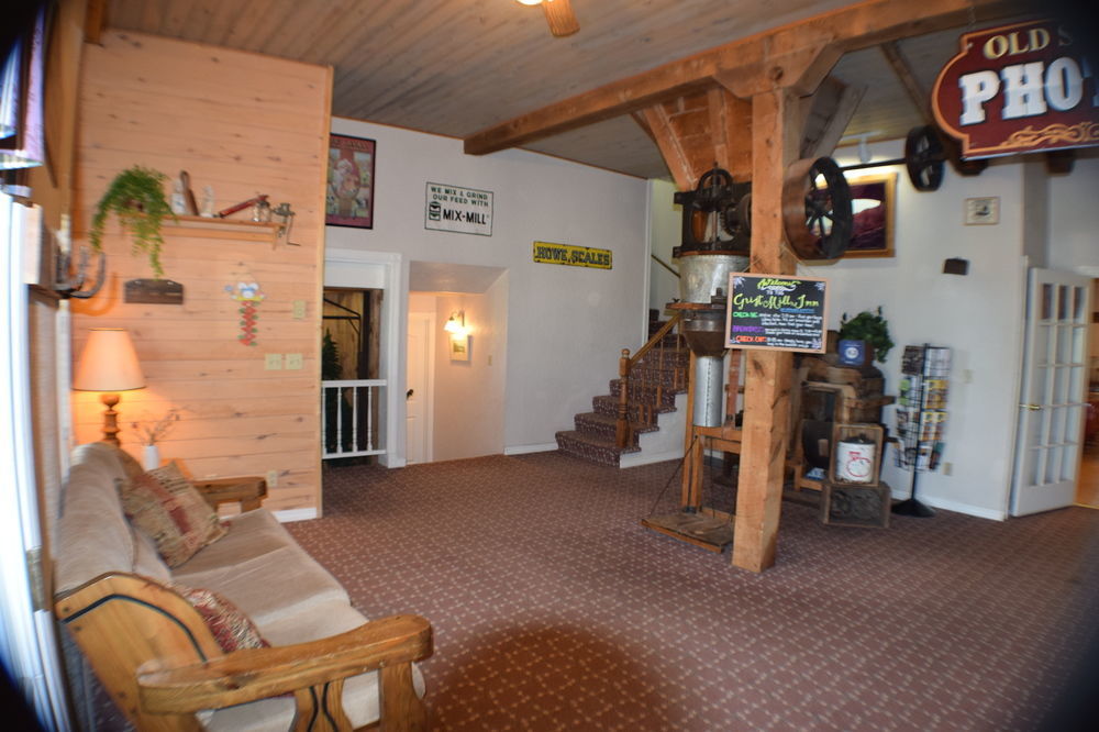 מונטיצ'לו Grist Mill Inn מראה חיצוני תמונה