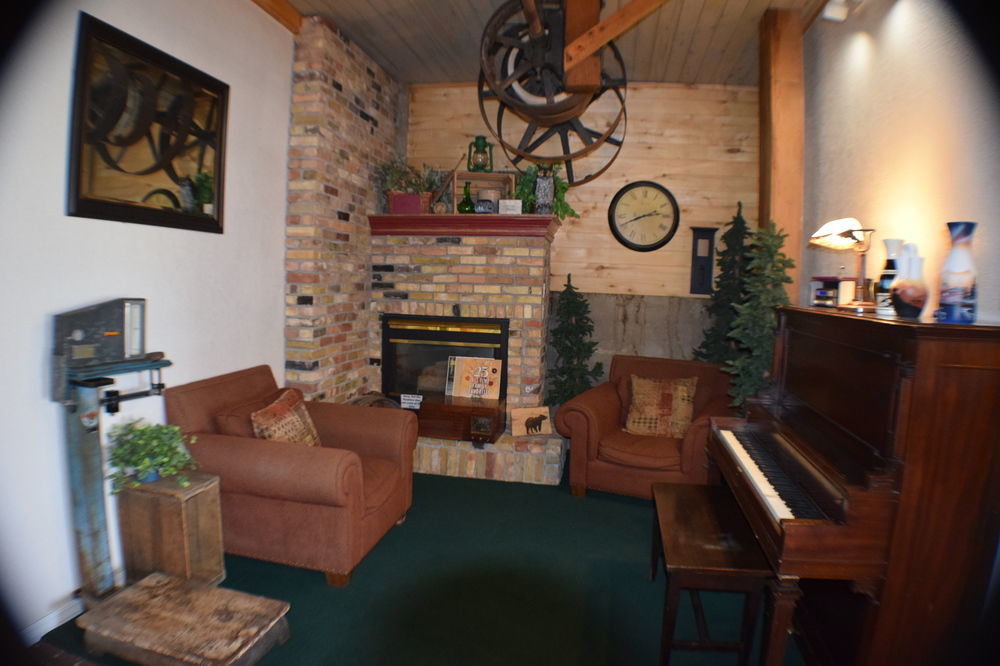 מונטיצ'לו Grist Mill Inn מראה חיצוני תמונה